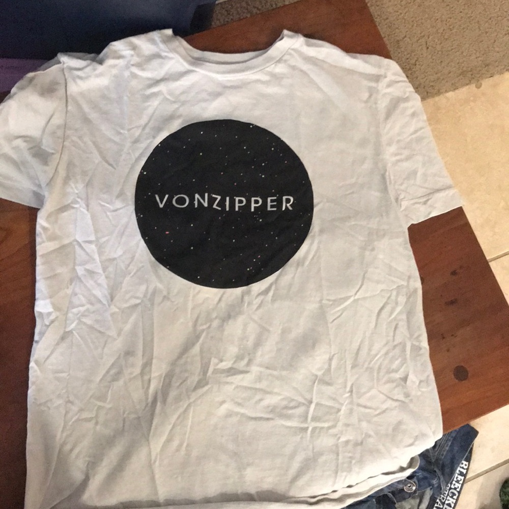 Von zipper shirt